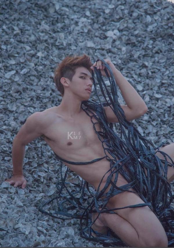 Whoseman-7-平面男模-蔡洋洋---藝術全見版